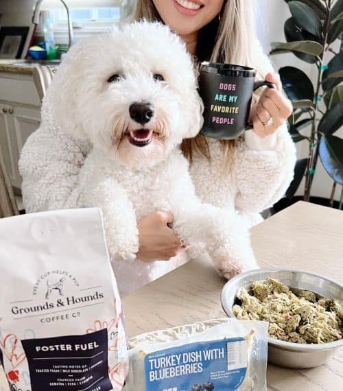 Cindy and pet dog tasting new breakfast food | Influencers on Afluencer