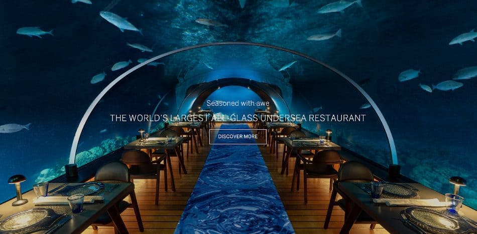 Hurawalhi Maldives | Aquarium glass tunnel restaurant