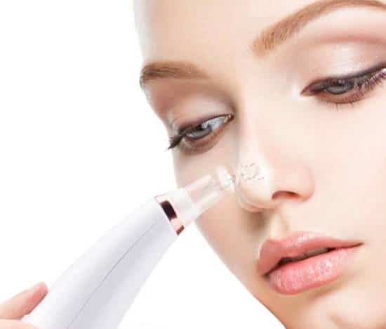 Inalux Beauty | Removing blackheads from nose