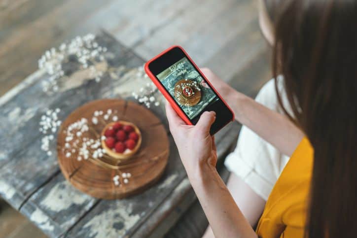 Strawberry Tart Photoshoot | Working with Food Influencers