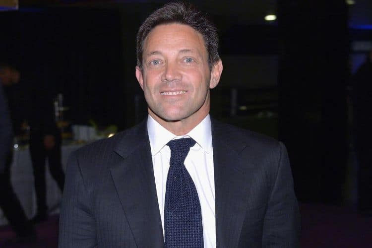 Jordan Belfort in a suit | Stock Trading Guru