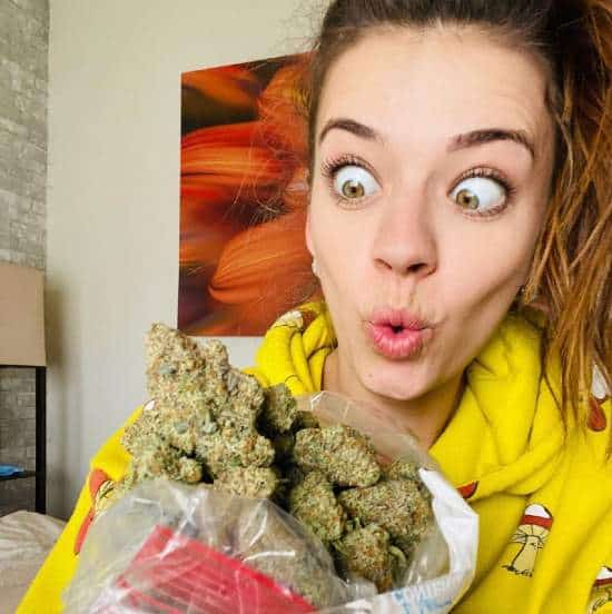 Koala Puffs | Popular Cannabis Influencers on Instagram