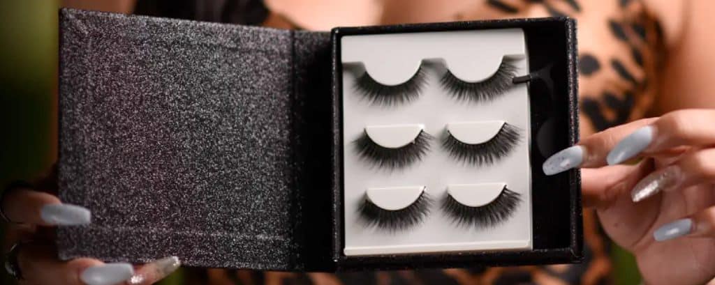 SLAYBELLA Eyelashes - Influencer Program